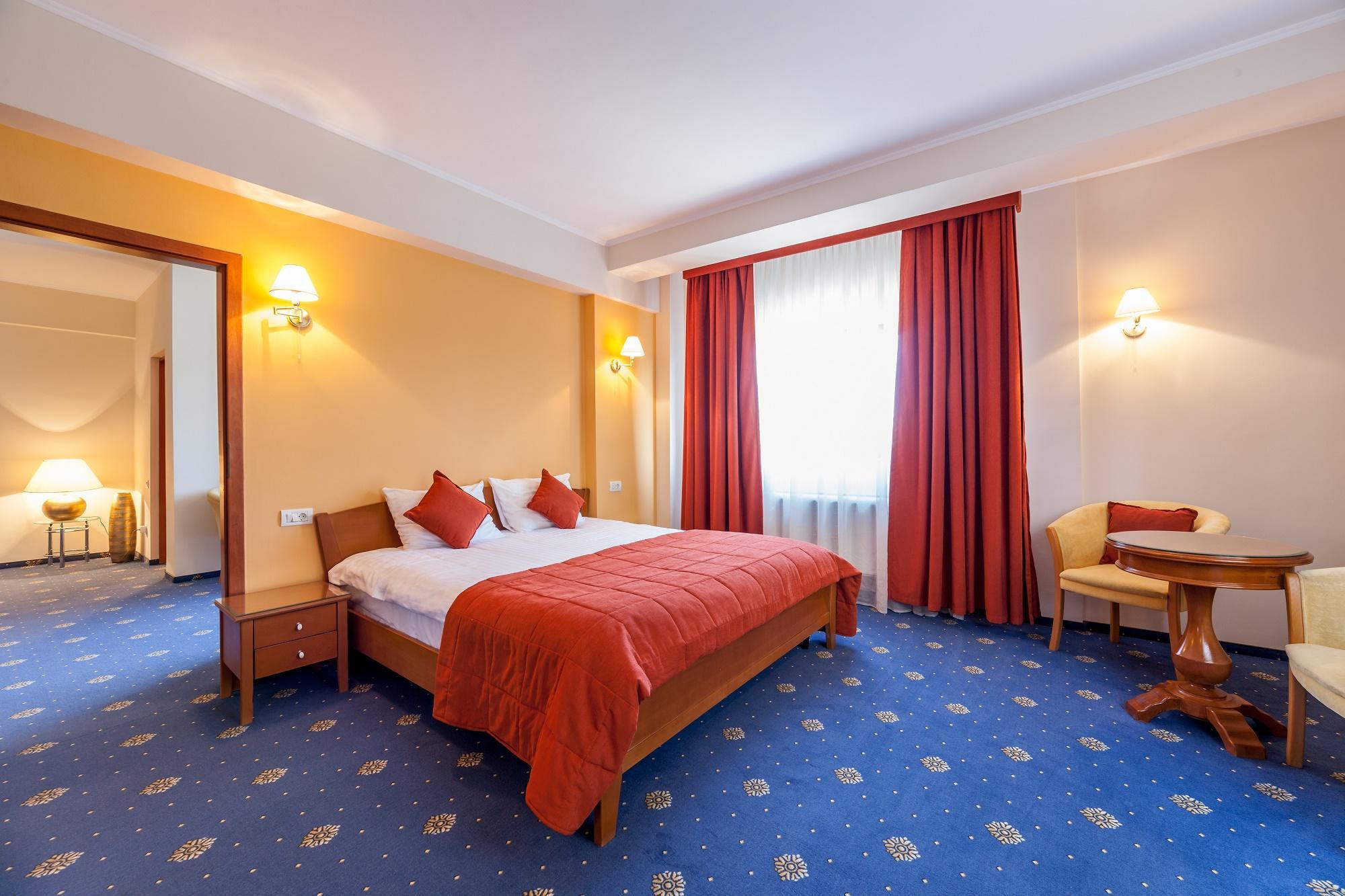 Expocenter Hotel 4*