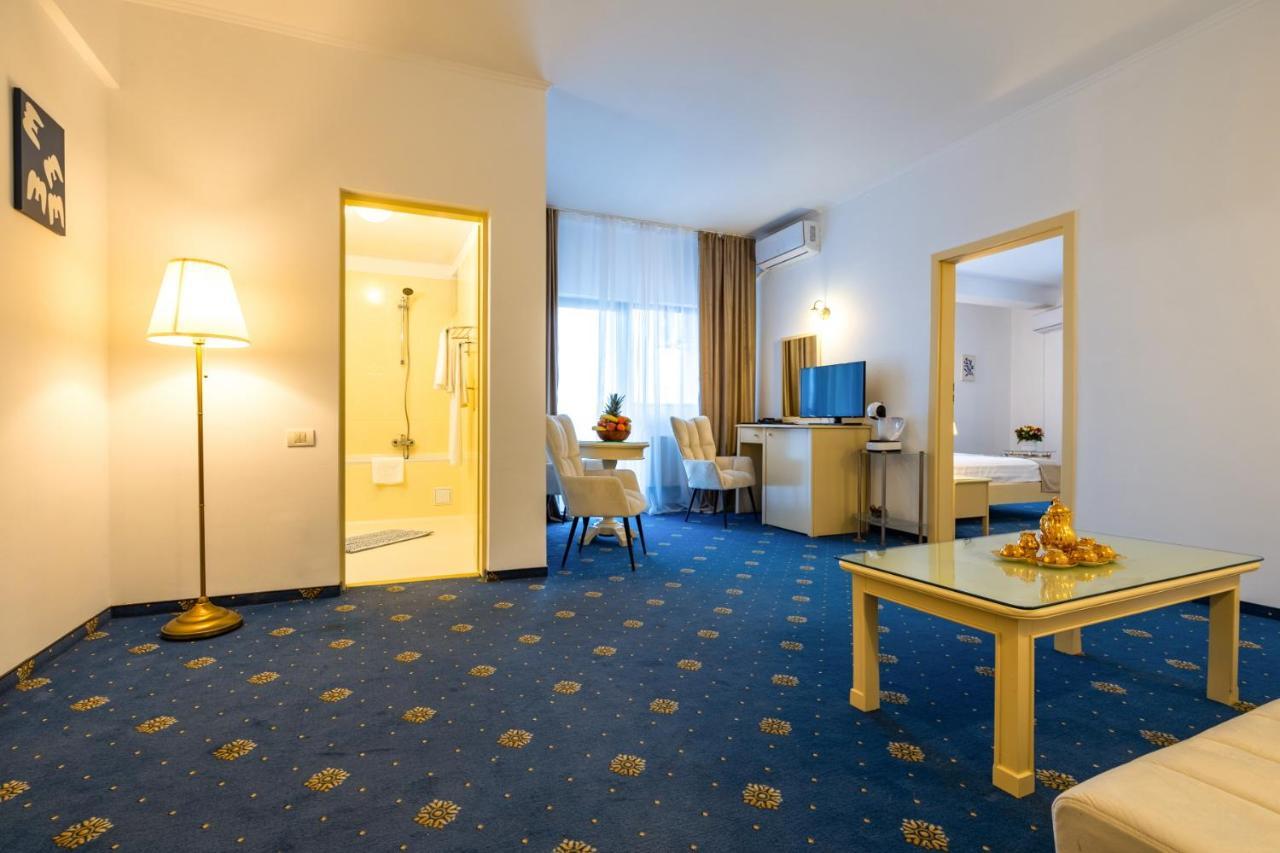 Expocenter Hotel