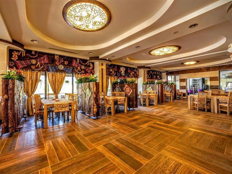 Hotel Expocenter 4*